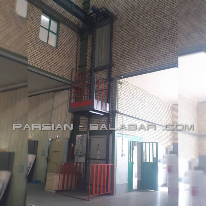 بالابر سیار چرخ دار